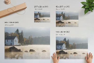 Plakat Mglisty krajobraz jezioro domek drzewa jesień