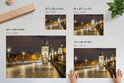 Grafika na ścianę Urokliwe nocne miasto oświetlone most architektura