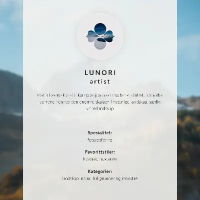 Plakat do salonu zielone drzewa we mgle w spokojnym klimacie o stonowanych barwach