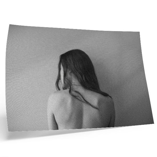 Plakat do salonu Minimalistyczny urok postaci w monochromie