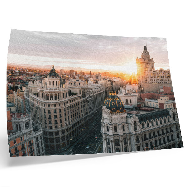Plakat do salonu Wieczorne miasto z majestatyczną architekturą