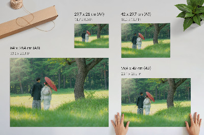 Grafika na ścianę Tradycyjne stroje parasol zielona łąka drzewa