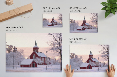 Plakat do salonu Czerwona kaplica zima śnieżne drzewa pastelowe niebo
