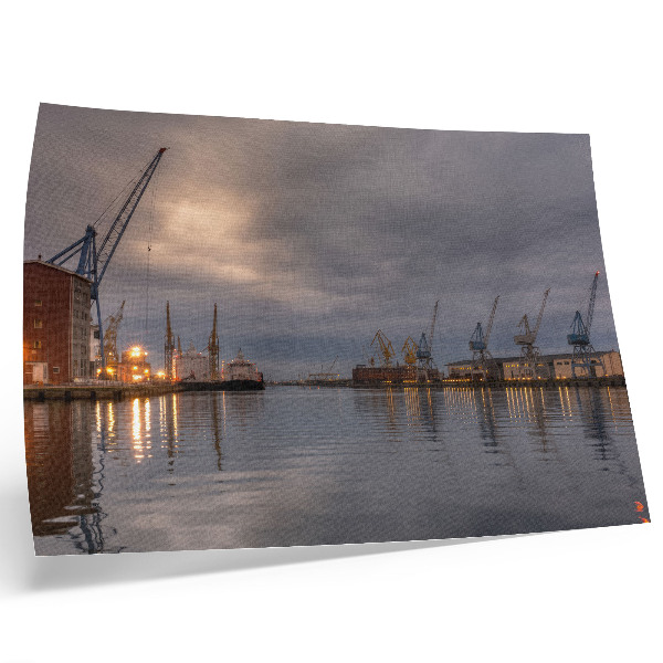 Plakat do salonu Klimatyczny port żurawie odbicia w wodzie