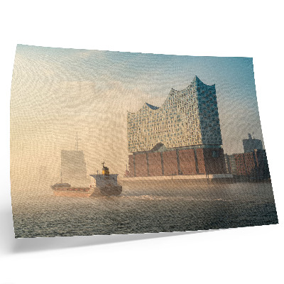 Wydruk na płótnie Nowoczesna architektura z wodnym szlakiem