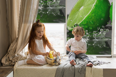 Roleta na drzwi balkonowe zaciemniająca Limonki w wodzie