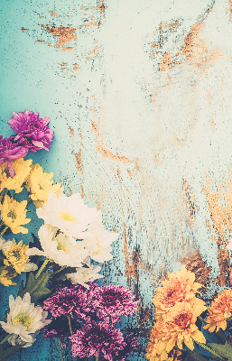 Roleta na drzwi balkonowe zaciemniająca Kwiaty na niebieskim tle