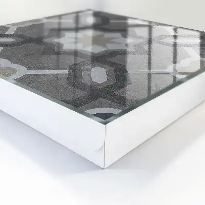 Szafka na klucze Geometryczna elegancja
