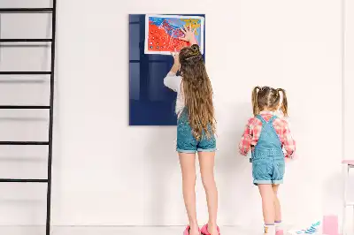Tablica magnetyczna z pisakiem w kolorze granatowym