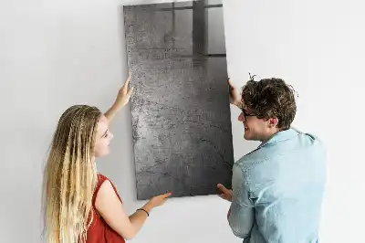 Tablica magnetyczna z pisakiem z porysowaną metalową powierzchnią
