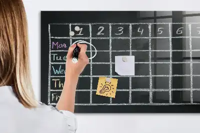 Tablica magnetyczna suchościeralna z nadrukiem planu lekcji