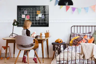 Tablica magnetyczna suchościeralna z nadrukiem planu lekcji