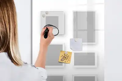Tablica magnetyczna suchościeralna w ramce na zdjęcia