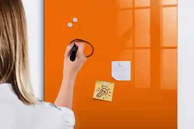 Tablica magnetyczna suchościeralna w kolorze pomarańczowym