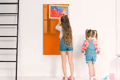 Tablica magnetyczna suchościeralna w kolorze pomarańczowym