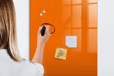 Tablica magnetyczna suchościeralna w kolorze pomarańczowym
