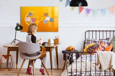 Tablica magnetyczna z pisakiem w kolorze pomarańczowym