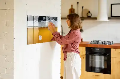 Tablica magnetyczna do pisania w kształcie kufla piwa
