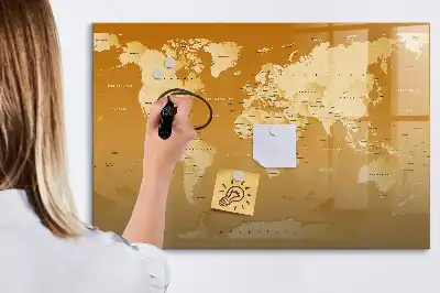 Mapa świata z tablicą magnetyczną i pisakiem