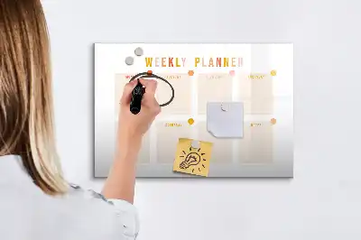 Planer tygodnia z tablicą magnetyczną i pisakiem