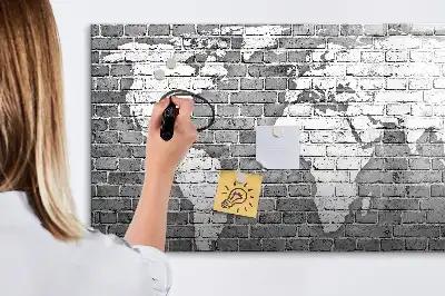 Tablica magnetyczna z nadrukiem mapy świata na cegle