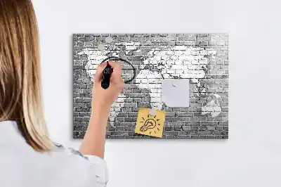 Tablica magnetyczna z nadrukiem mapy świata na cegle