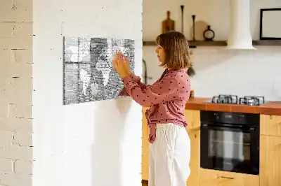Tablica magnetyczna z nadrukiem mapy świata na cegle