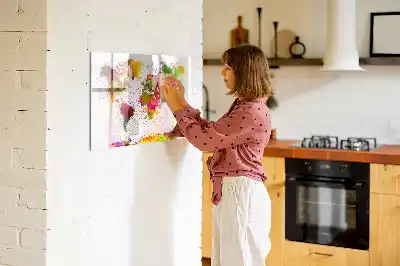 Akwarelowa mapa świata z tablicą magnetyczną i pisakiem