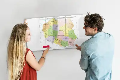 Mapa Polski z tablicą magnetyczną i pisakiem
