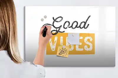 Tablica magnetyczna z pisakiem z inspirującym zdaniem