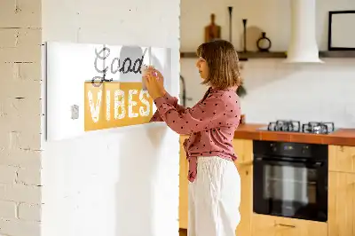 Tablica magnetyczna z pisakiem z inspirującym zdaniem