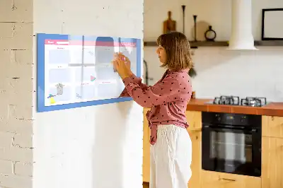 Planer miesięczny z tablicą magnetyczną i pisakiem