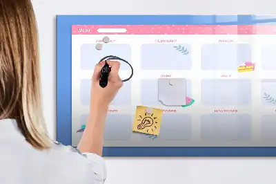 Planer miesięczny z tablicą magnetyczną i pisakiem