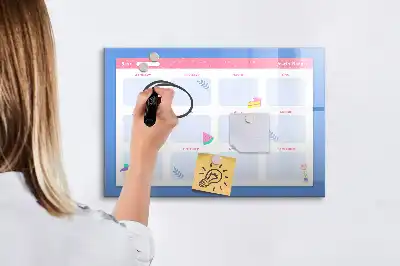 Planer miesięczny z tablicą magnetyczną i pisakiem