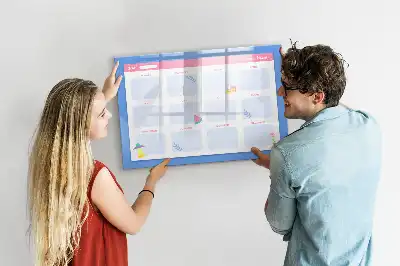 Planer miesięczny z tablicą magnetyczną i pisakiem