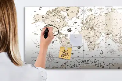 Mapa świata vintage z tablicą magnetyczną i pisakiem