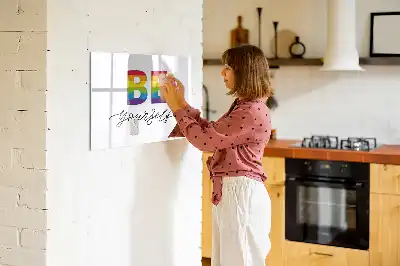 Tablica magnetyczna z pisakiem z napisem Bądź sobą