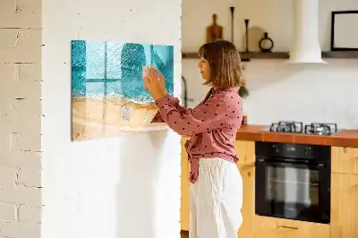 Tablica magnetyczna z pisakiem morska plaża z ludźmi