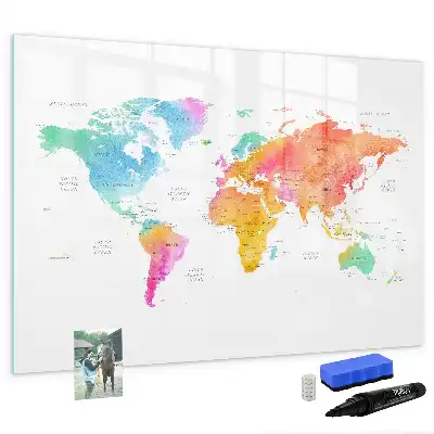 Akwarelowa mapa świata z tablicą magnetyczną i pisakiem
