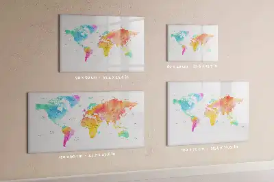 Akwarelowa mapa świata z tablicą magnetyczną i pisakiem