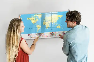 Klasyczna mapa świata w formie tablicy magnetycznej z pisakiem
