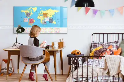 Klasyczna mapa świata w formie tablicy magnetycznej z pisakiem