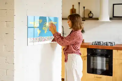 Klasyczna mapa świata w formie tablicy magnetycznej z pisakiem