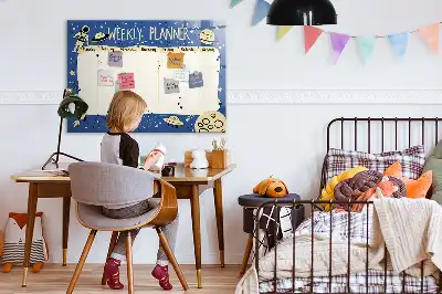 Kosmiczny planer tygodniowy z tablicą magnetyczną i pisakiem