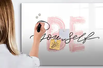 Tablica magnetyczna z pisakiem z napisem Bądź sobą