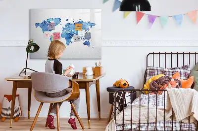 Akwarelowa mapa świata z tablicą magnetyczną i pisakiem