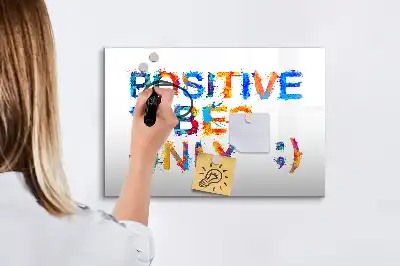 Tablica magnetyczna z pisakiem z motywem pozytywnego cytatu
