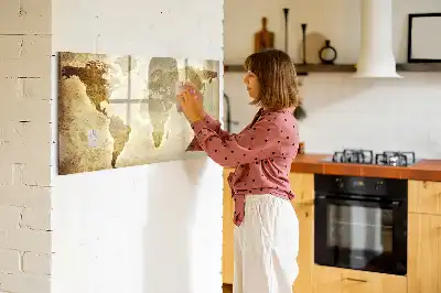 Tablica magnetyczna do pisania ze wzorem starej mapy świata