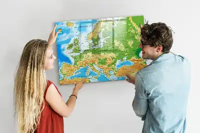 Geograficzna mapa świata w wersji jako tablica magnetyczna z pisakiem