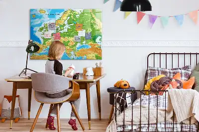 Geograficzna mapa świata w wersji jako tablica magnetyczna z pisakiem